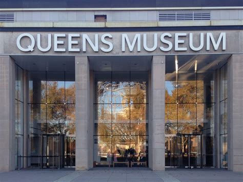 On the Grid : Queens Museum