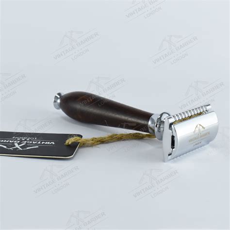 Traditional Safety Razor - Deluxe Shave