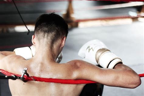 Overcome workout plateaus for peak strength & consistent gains?