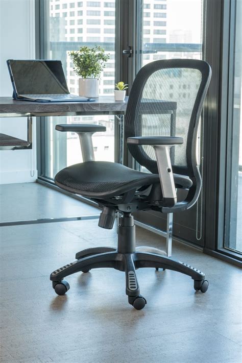 Ergonomic Height Adjustable Black Office Chair – ErgoMax Office-