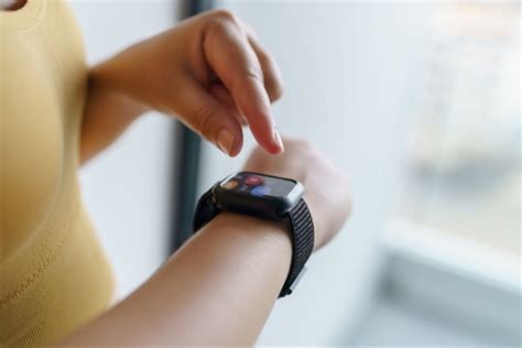 A Guide to Choosing the Best Smartwatch for Your Fitness Journey ...