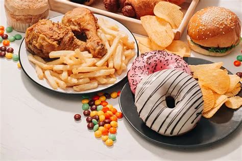 Unhealthy Fats And Their Impact on Your Health - Men's Fit Club