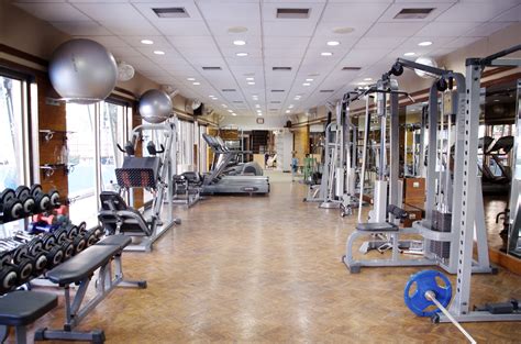 File:Gym wiki.jpg - Wikimedia Commons