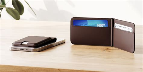 Choosing a Minimalist Wallet