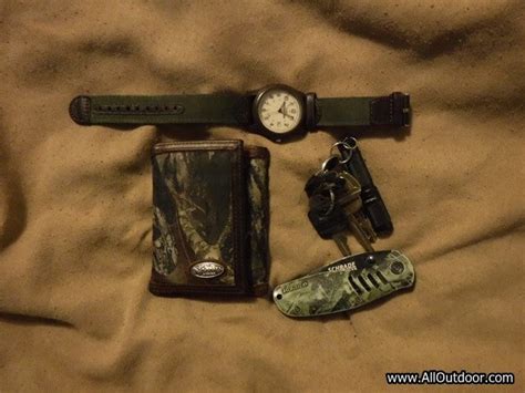 Five Essential Everyday Carry Items - AllOutdoor.com