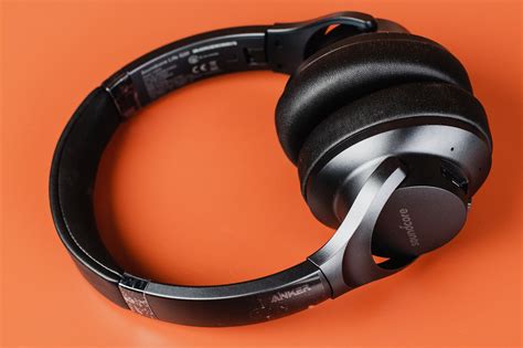The 5 Best Noise-Cancelling Headphones in 2021 | Reviews by Wirecutter
