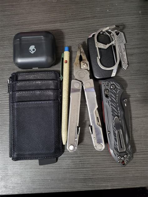 a well loved edc : r/EDC