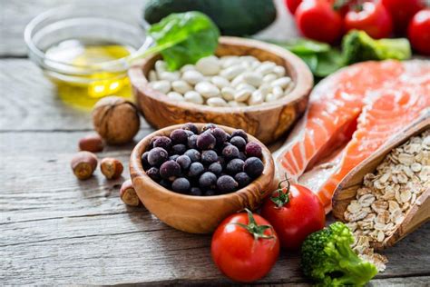 Understanding The 6 Essential Nutrients & How To Consume Them ...