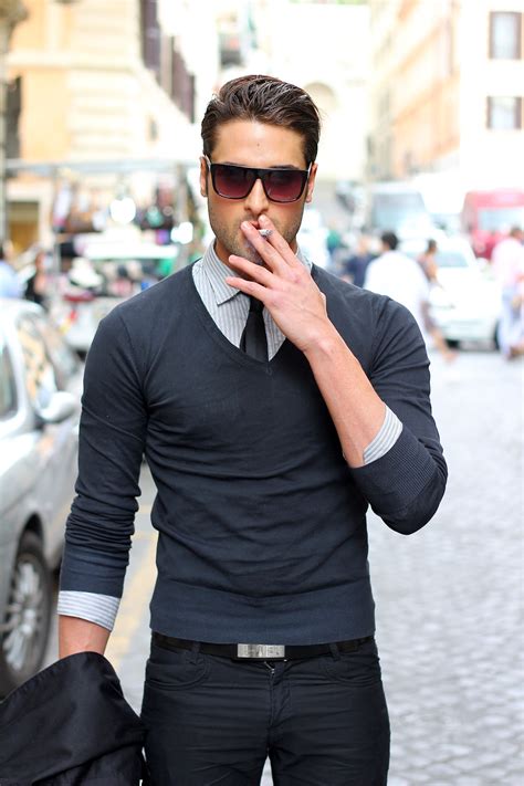 Street Fashion &amp; Street Style – Spring 2011 Rome (1) | Moda ropa hombre ...