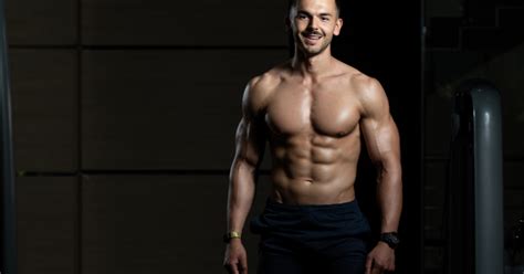 The importance of a balanced diet for men’s health. | by Health Vital Solutions | Medium
