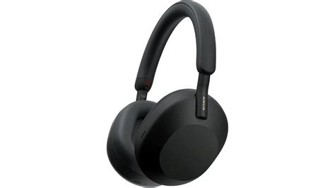 10 Best Noise-Canceling Headphones That Actually Block Out the World ...