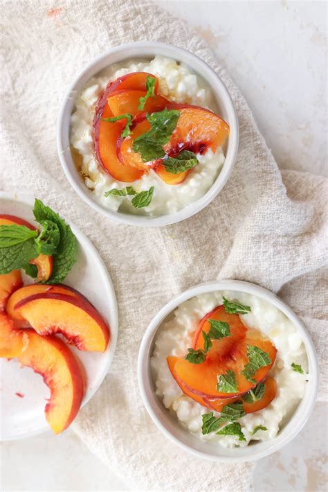 5 Minute Cottage Cheese Snack with Fruit - Lindsay Pleskot, RD