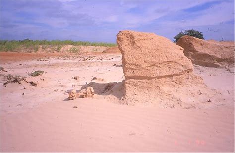 Yardang - Wikipedia