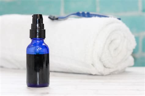 Best DIY Pre-Shave Oil for Sensitive Skin - Simple Pure Beauty