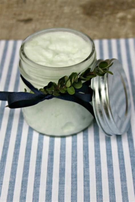 Homemade Aftershave Lotion - Soothing for Sensitive Skin
