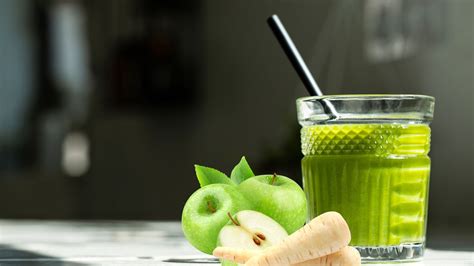 Simple and Easy Refreshing Juice for Detox – Big Apple Detox Juice ...