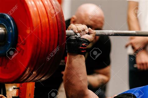 Best Tips for Breaking Through a Strength Training Plateau - ELITETRACK