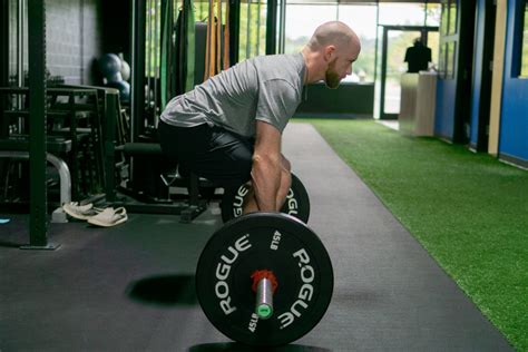 Proper Deadlift Technique: 4 Steps to Dial in the Correct Form