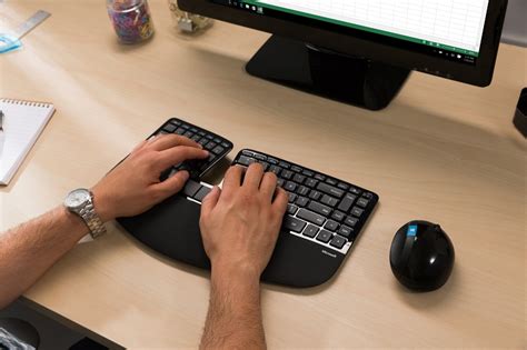 Ergonomic Keyboard and Mouse: How to Make a Pain-free Purchase - COS