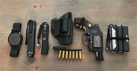 Daily Carry : r/Revolvers